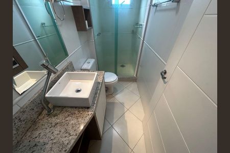 Banheiro de apartamento para alugar com 2 quartos, 75m² em Centro, Canoas