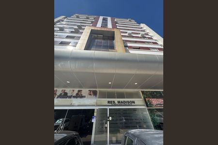 Apartamento à venda com 28m², 1 quarto e sem vaga Apartamento à venda com 28m², 1 quarto e sem vagaFachada longe
