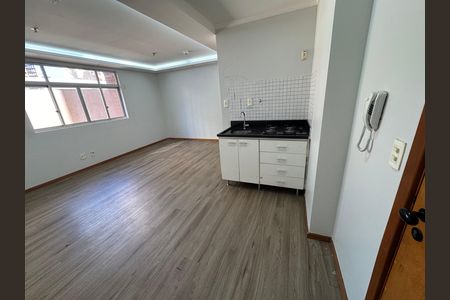 Apartamento à venda com 28m², 1 quarto e sem vaga Apartamento à venda com 28m², 1 quarto e sem vagaCozinha