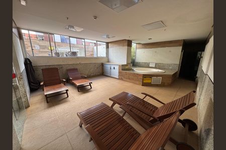 Apartamento à venda com 28m², 1 quarto e sem vaga Apartamento à venda com 28m², 1 quarto e sem vagaBanheira