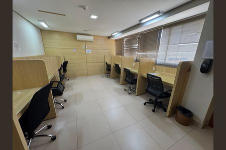 Apartamento à venda com 28m², 1 quarto e sem vaga Apartamento à venda com 28m², 1 quarto e sem vagaSala de estudos