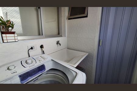 Apartamento à venda com 86m², 3 quartos e 1 vagaÁrea de Serviço 