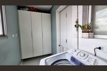 Apartamento à venda com 86m², 3 quartos e 1 vagaÁrea de Serviço 