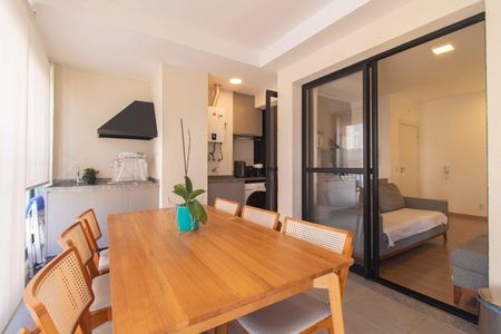 Apartamento à venda com 69m², 3 quartos e 1 vaga Apartamento à venda com 69m², 3 quartos e 1 vagaVaranda