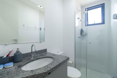 Apartamento à venda com 69m², 3 quartos e 1 vaga Apartamento à venda com 69m², 3 quartos e 1 vagaBanheiro da Suíte
