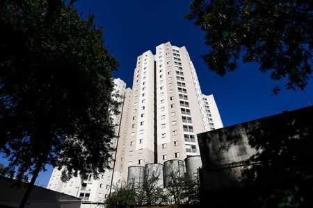 Fachada do bloco de apartamento à venda com 2 quartos, 68m² em Jardim Henriqueta, Taboão da Serra