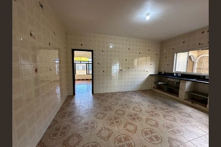 Casa para alugar com 250m², 5 quartos e 3 vagas Casa para alugar com 250m², 5 quartos e 3 vagasCozinha