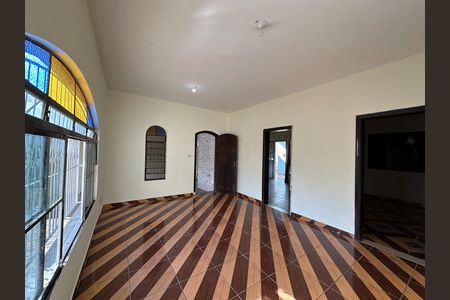 Casa para alugar com 250m², 5 quartos e 3 vagas Casa para alugar com 250m², 5 quartos e 3 vagasSala