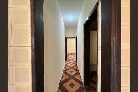 Casa para alugar com 250m², 5 quartos e 3 vagas Casa para alugar com 250m², 5 quartos e 3 vagasCorredor