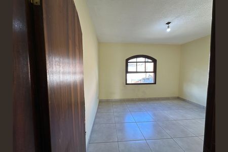 Casa para alugar com 250m², 5 quartos e 3 vagas Casa para alugar com 250m², 5 quartos e 3 vagasQuarto 3