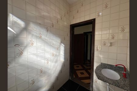 Casa para alugar com 250m², 5 quartos e 3 vagas Casa para alugar com 250m², 5 quartos e 3 vagasBanheiro da Suíte 1