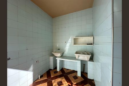 Casa para alugar com 250m², 5 quartos e 3 vagas Casa para alugar com 250m², 5 quartos e 3 vagasÁrea de Serviço