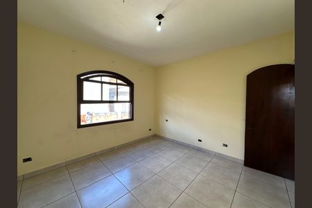 Casa para alugar com 250m², 5 quartos e 3 vagas Casa para alugar com 250m², 5 quartos e 3 vagasSuíte 2