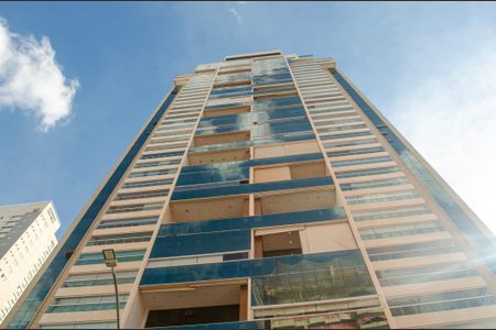 Apartamento para alugar com 150m², 3 quartos e 2 vagas