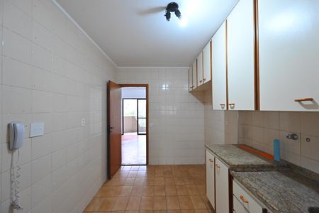 Apartamento para alugar com 120m², 3 quartos e 2 vagas Apartamento para alugar com 120m², 3 quartos e 2 vagasCozinha