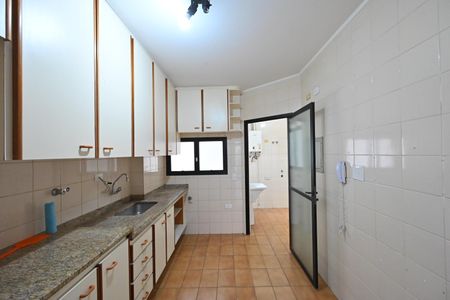 Apartamento para alugar com 120m², 3 quartos e 2 vagas Apartamento para alugar com 120m², 3 quartos e 2 vagasCozinha
