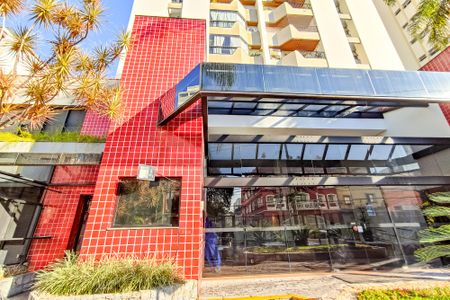 Apartamento para alugar com 120m², 3 quartos e 2 vagas Apartamento para alugar com 120m², 3 quartos e 2 vagasEntrada