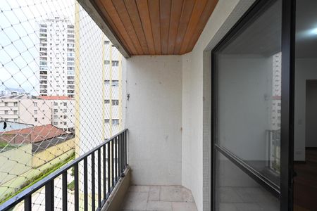 Apartamento para alugar com 120m², 3 quartos e 2 vagas Apartamento para alugar com 120m², 3 quartos e 2 vagasVaranda