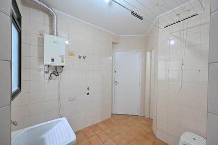 Apartamento para alugar com 120m², 3 quartos e 2 vagas Apartamento para alugar com 120m², 3 quartos e 2 vagasLavandeira