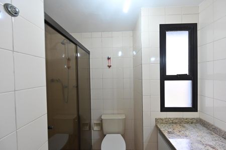 Apartamento para alugar com 120m², 3 quartos e 2 vagas Apartamento para alugar com 120m², 3 quartos e 2 vagasBanheiro Social