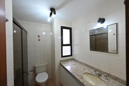 Apartamento para alugar com 120m², 3 quartos e 2 vagas Apartamento para alugar com 120m², 3 quartos e 2 vagasBanheiro Social