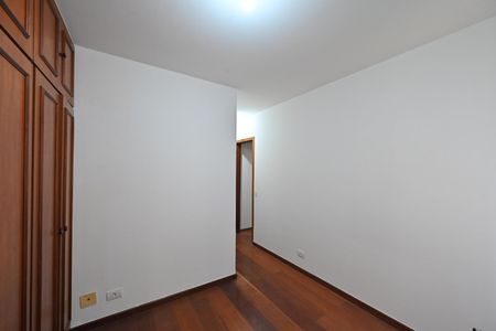 Apartamento para alugar com 120m², 3 quartos e 2 vagas Apartamento para alugar com 120m², 3 quartos e 2 vagasSuíte