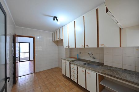 Apartamento para alugar com 120m², 3 quartos e 2 vagas Apartamento para alugar com 120m², 3 quartos e 2 vagasCozinha
