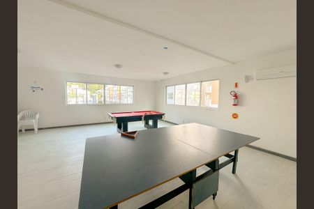 Apartamento para alugar com 55m², 2 quartos e 1 vagaÁrea comum - Playground