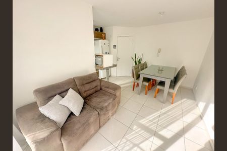 Apartamento para alugar com 55m², 2 quartos e 1 vagaSala de TV
