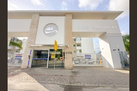 Apartamento para alugar com 55m², 2 quartos e 1 vagaFachada