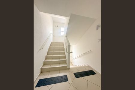 Apartamento para alugar com 55m², 2 quartos e 1 vagaHall social