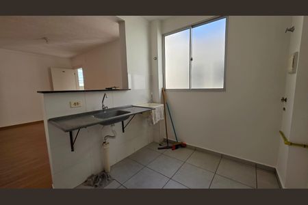 Cozinha de apartamento para alugar com 2 quartos, 44m² em Bairro Gávea Ii, Vespasiano