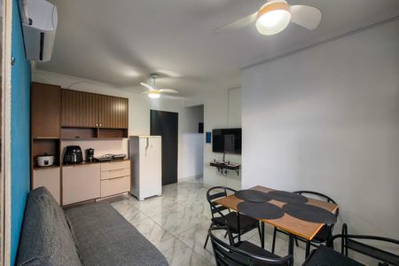 Studio para alugar com 45m², 0 quarto e 1 vaga Studio para alugar com 45m², 0 quarto e 1 vagaSala