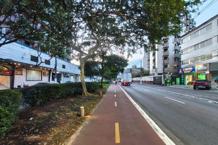 Studio para alugar com 45m², 0 quarto e 1 vaga Studio para alugar com 45m², 0 quarto e 1 vagaVista da Rua