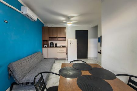 Sala de kitnet/studio para alugar com 0 quarto, 45m² em Canto do Forte, Praia Grande