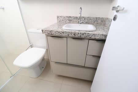 Apartamento para alugar com 60m², 2 quartos e 1 vagaBanheiro do Quarto 2