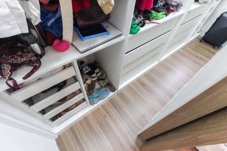 Casa para alugar com 250m², 3 quartos e 2 vagas Casa para alugar com 250m², 3 quartos e 2 vagasCloset Quarto 3 - Suíte