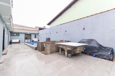 Casa para alugar com 250m², 3 quartos e 2 vagas Casa para alugar com 250m², 3 quartos e 2 vagasÁrea Externa - Piscina