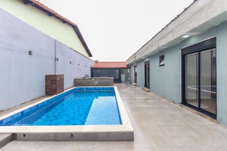 Casa para alugar com 250m², 3 quartos e 2 vagas Casa para alugar com 250m², 3 quartos e 2 vagasÁrea Externa - Piscina