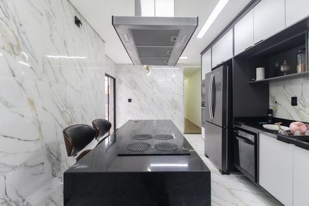 Casa para alugar com 250m², 3 quartos e 2 vagas Casa para alugar com 250m², 3 quartos e 2 vagasCozinha