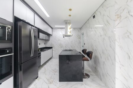 Casa para alugar com 250m², 3 quartos e 2 vagas Casa para alugar com 250m², 3 quartos e 2 vagasCozinha