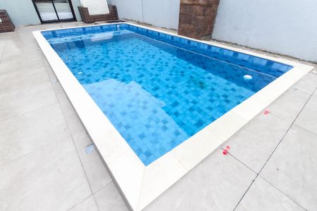 Casa para alugar com 250m², 3 quartos e 2 vagas Casa para alugar com 250m², 3 quartos e 2 vagasÁrea Externa - Piscina