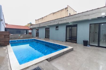 Casa para alugar com 250m², 3 quartos e 2 vagas Casa para alugar com 250m², 3 quartos e 2 vagasÁrea Externa - Piscina