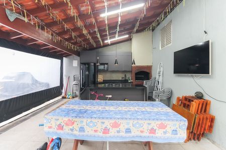 Casa para alugar com 250m², 3 quartos e 2 vagas Casa para alugar com 250m², 3 quartos e 2 vagasÁrea Externa - Churrasqueira