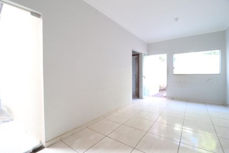 Sala/Cozinha de casa para alugar com 2 quartos, 90m² em Shopping Park, Uberlândia