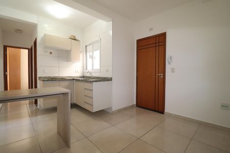 Sala de apartamento para alugar com 2 quartos, 94m² em Parque das Nações, Santo André