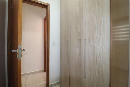 Quarto 1 suíte de apartamento para alugar com 2 quartos, 94m² em Parque das Nações, Santo André