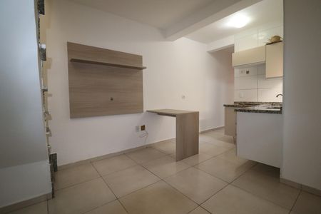 Sala de apartamento para alugar com 2 quartos, 94m² em Parque das Nações, Santo André