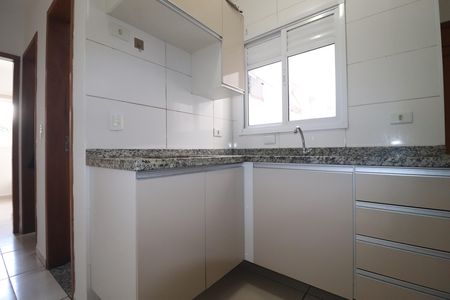 Apartamento para alugar com 94m², 2 quartos e sem vagaCozinha