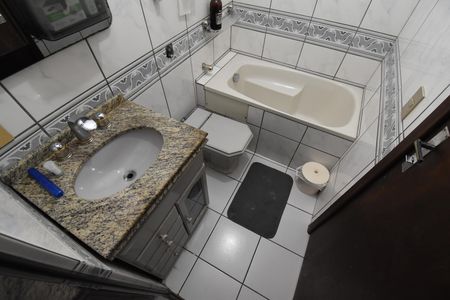 Apartamento à venda com 94m², 3 quartos e 1 vagaBanheiro da Suíte